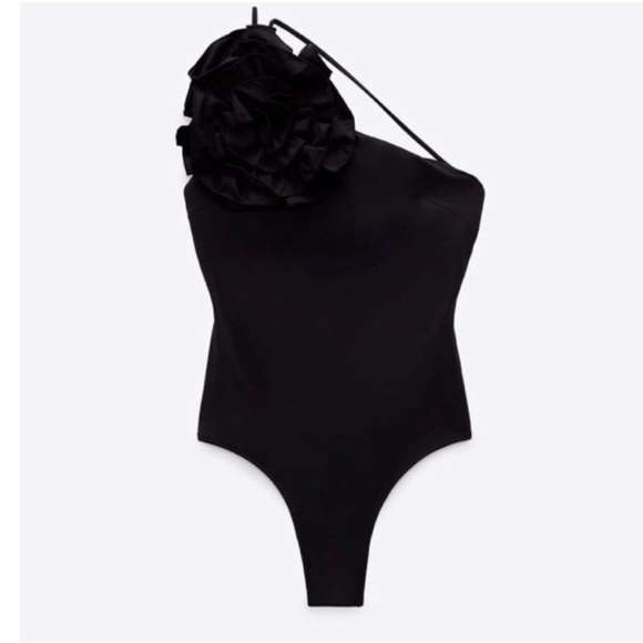 ZARA | NWT ASYMMETRICAL FLORAL ROSETTE SWIMSUIT ONE-PIECE IN BLACK XL - Picture 4 of 10